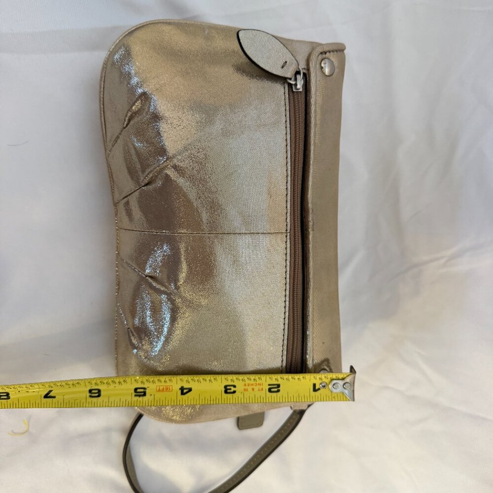 Coach metallic Gold clutch/wristlet, great condition, Phones Fit in this one - Picture 3 of 7